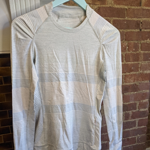 lululemon athletica Tops - Lululemon Athletica Long Sleeved Top S